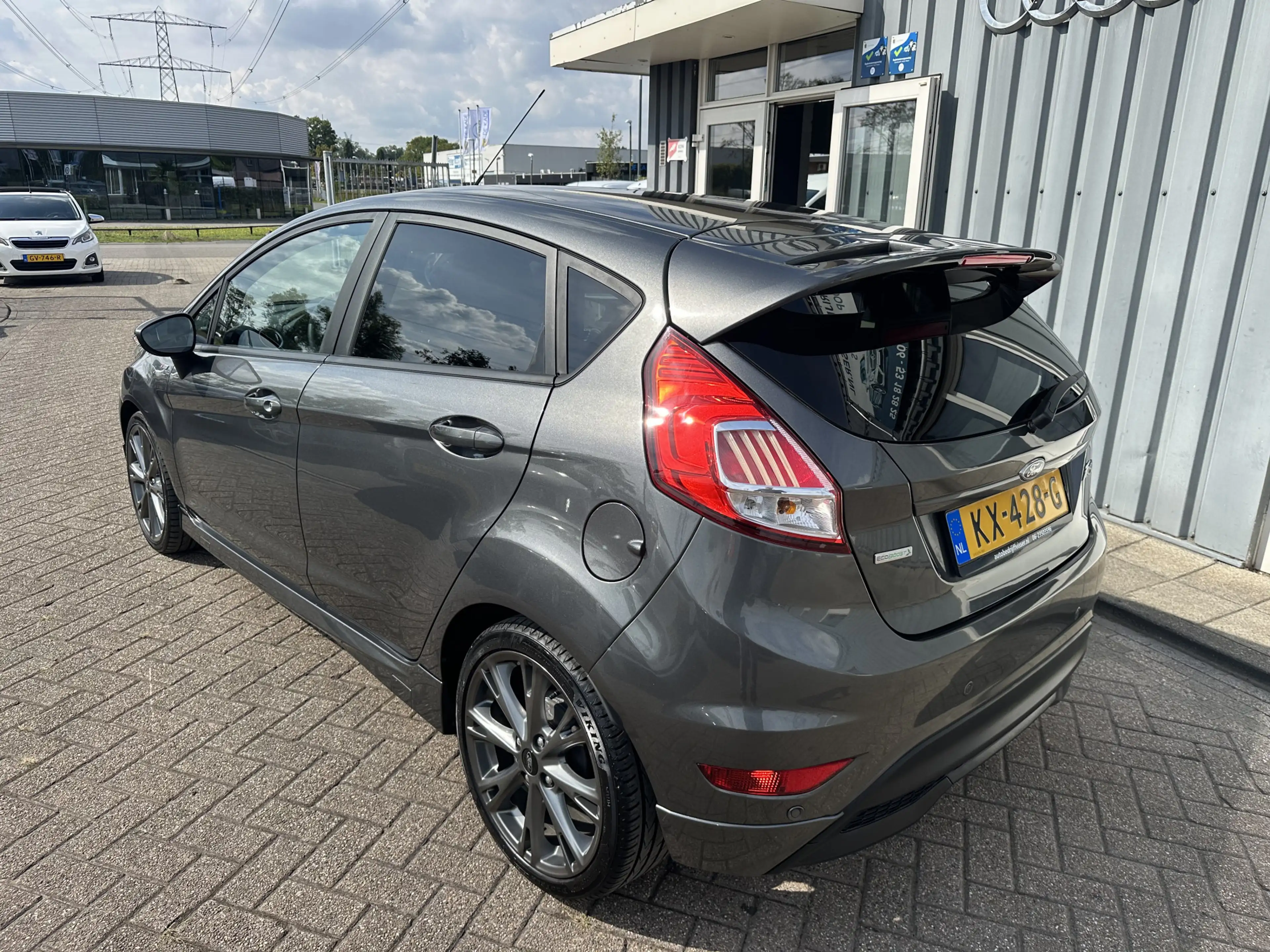 Ford Fiesta 1.0 EcoBoost ST Line — photo 7