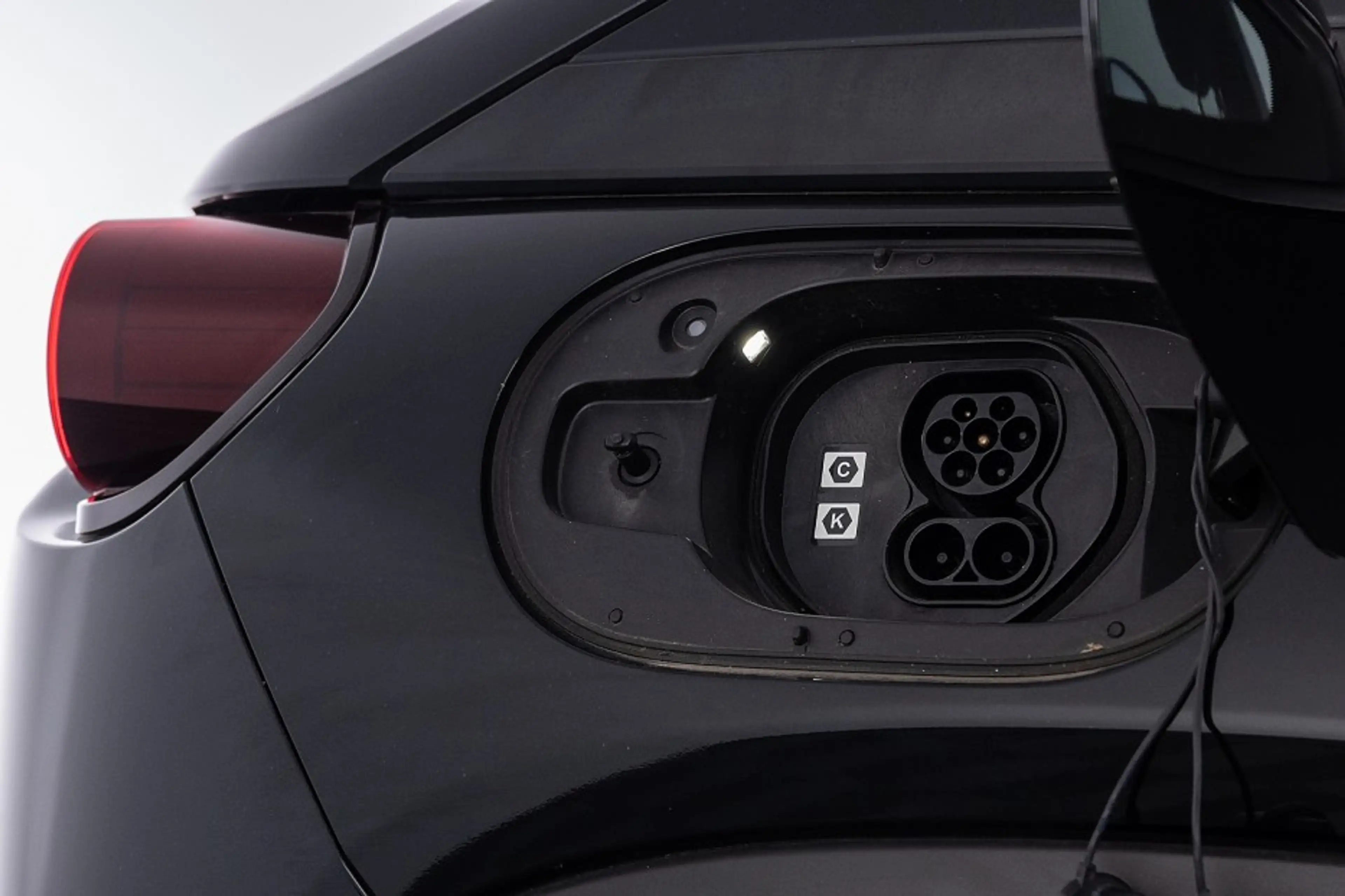 Mazda MX-30 e-SkyActiv EV 145 Prime-line 36 kWh — photo 23