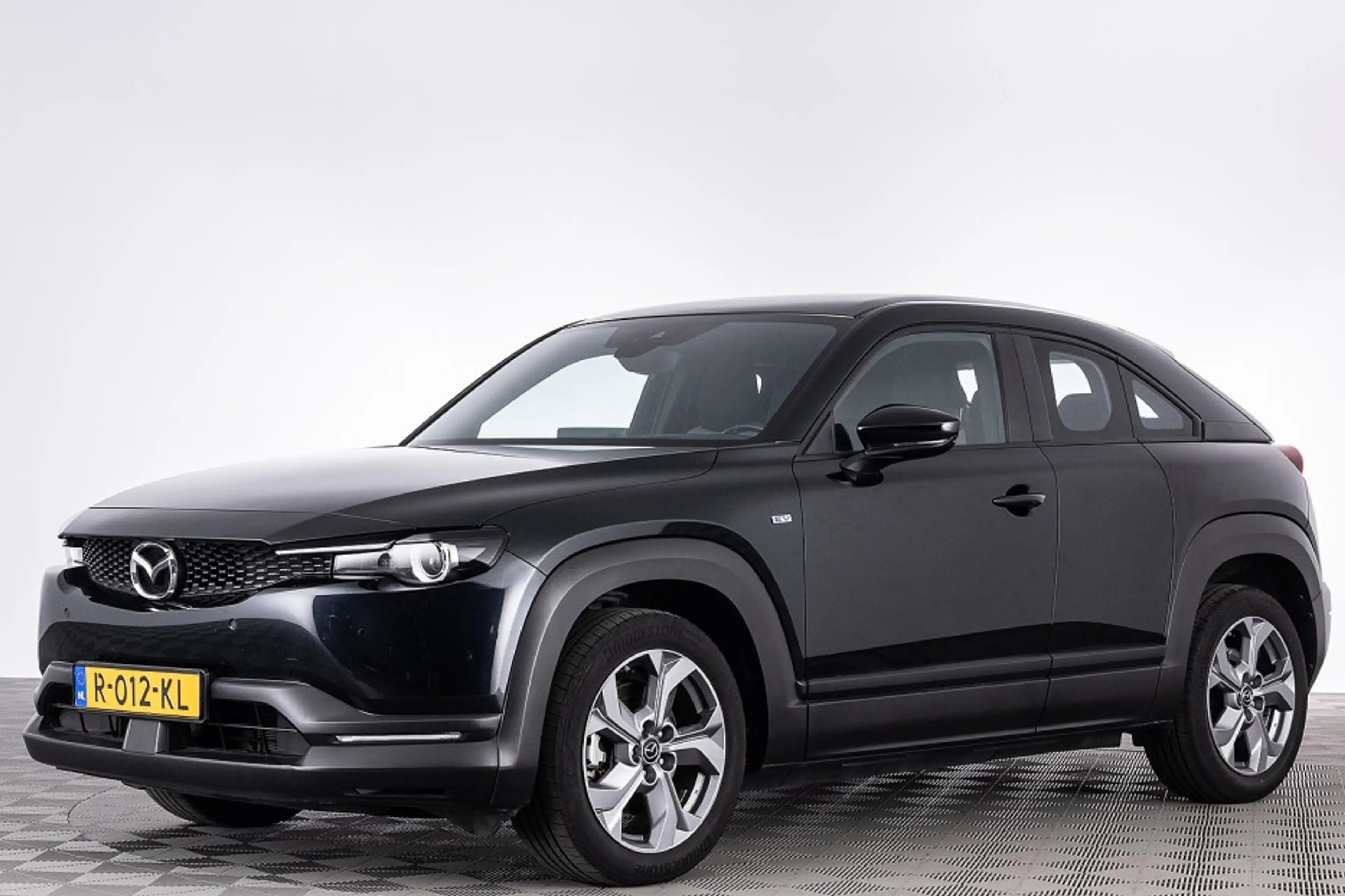 Mazda MX-30 e-SkyActiv EV 145 Prime-line 36 kWh — photo 28