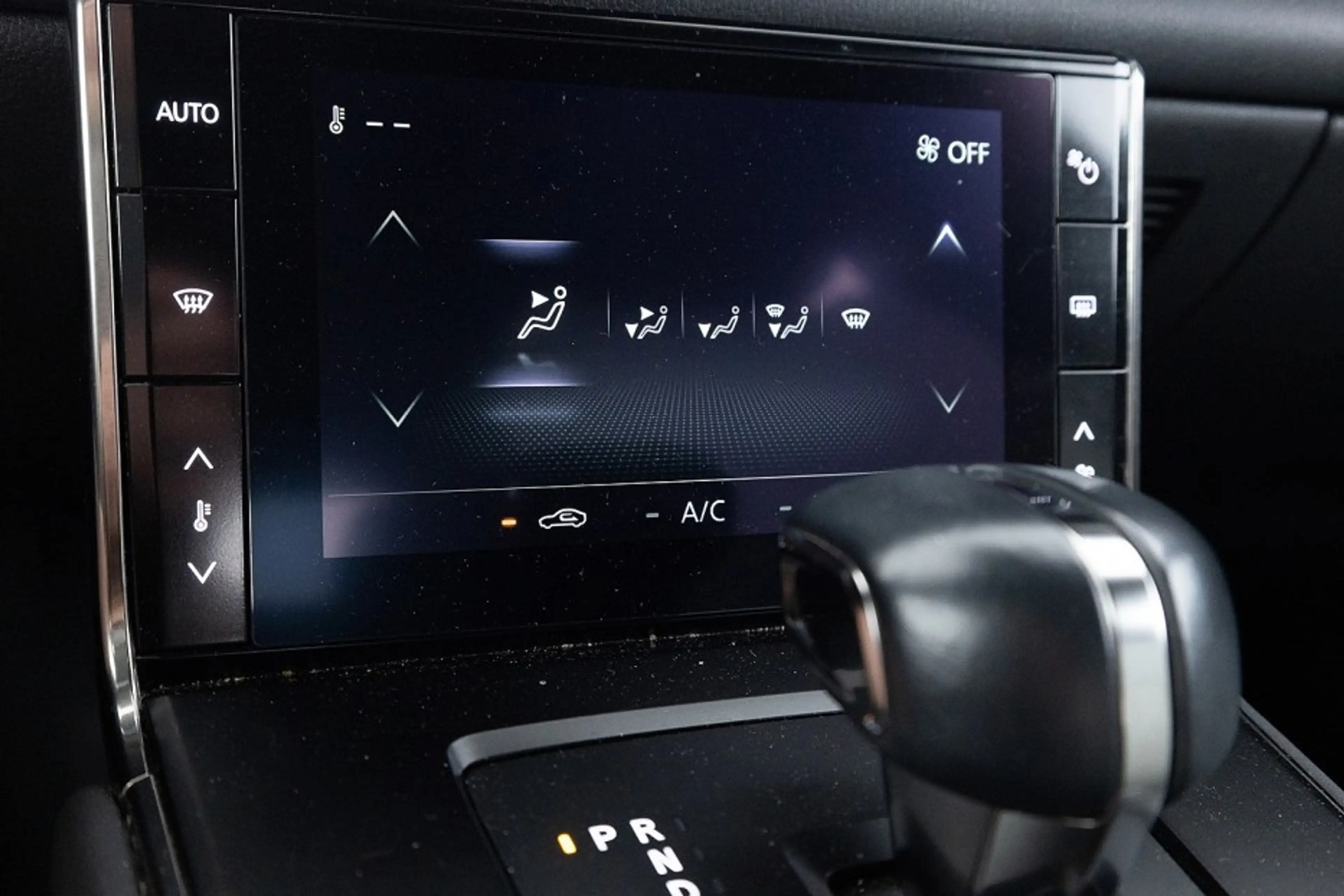 Mazda MX-30 e-SkyActiv EV 145 Prime-line 36 kWh — photo 12