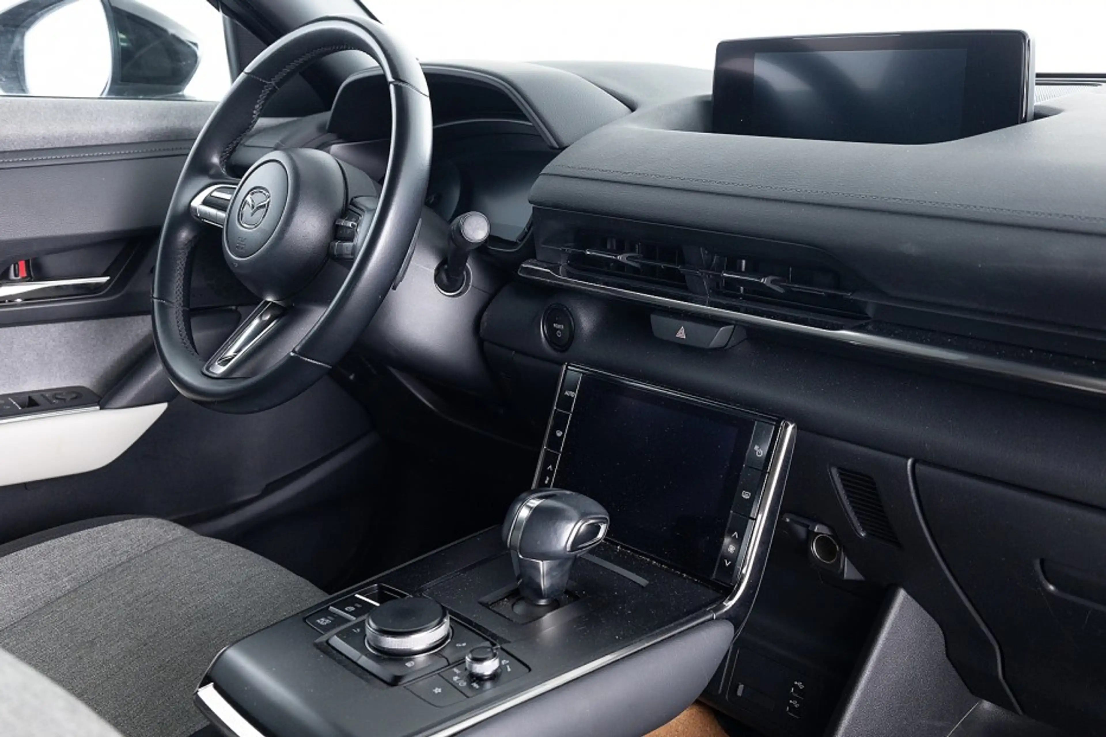 Mazda MX-30 e-SkyActiv EV 145 Prime-line 36 kWh — photo 3