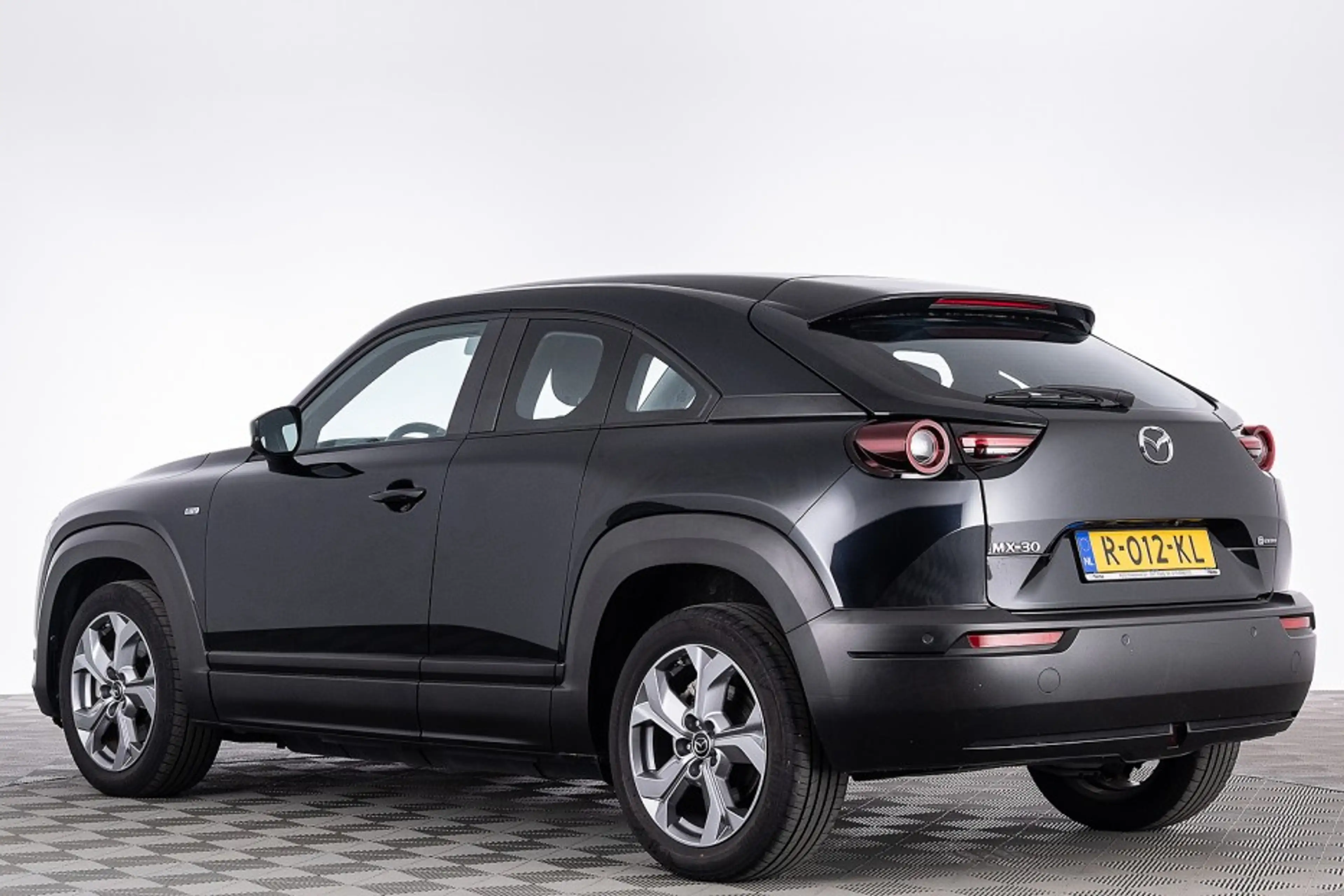 Mazda MX-30 e-SkyActiv EV 145 Prime-line 36 kWh — photo 2