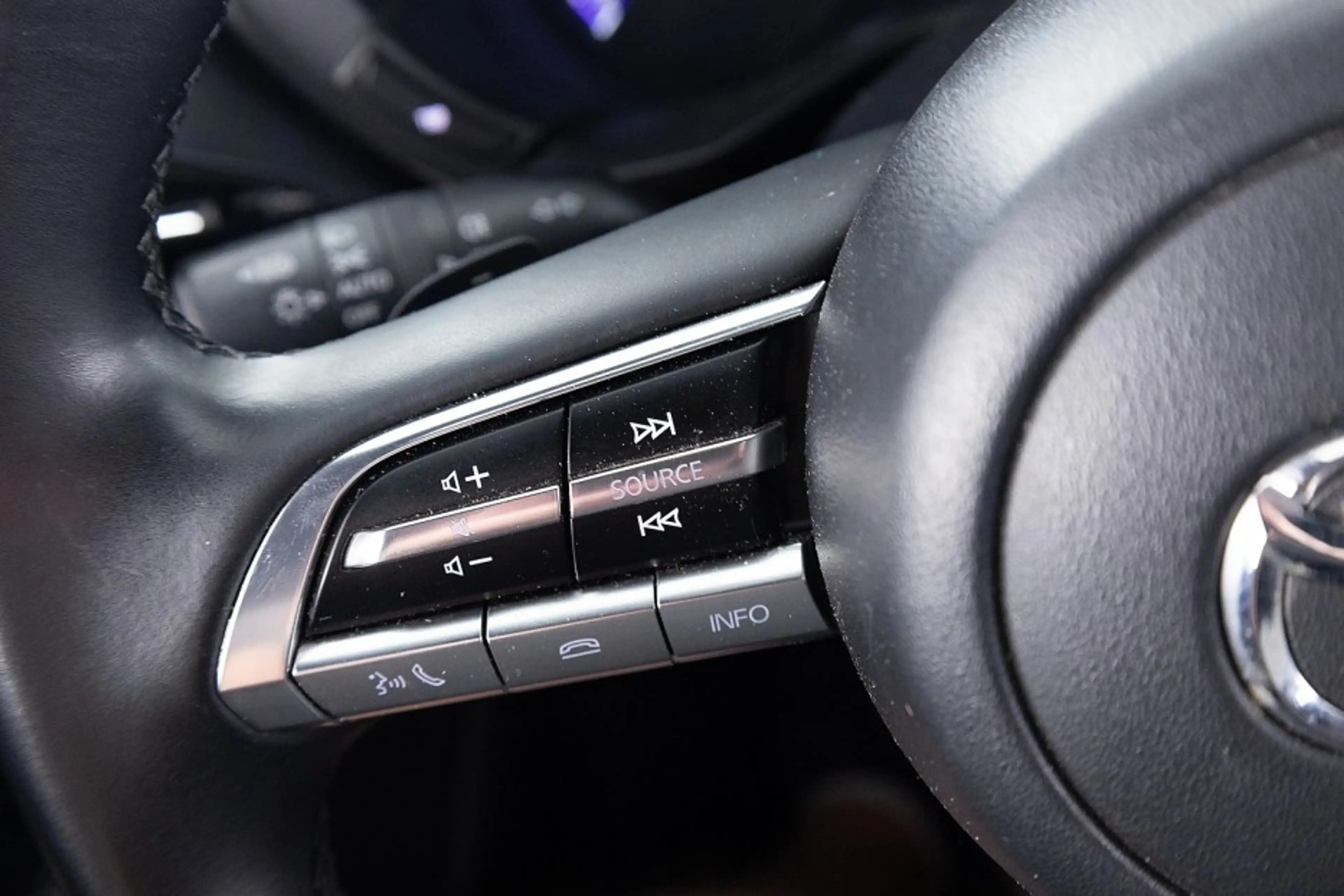Mazda MX-30 e-SkyActiv EV 145 Prime-line 36 kWh — photo 14