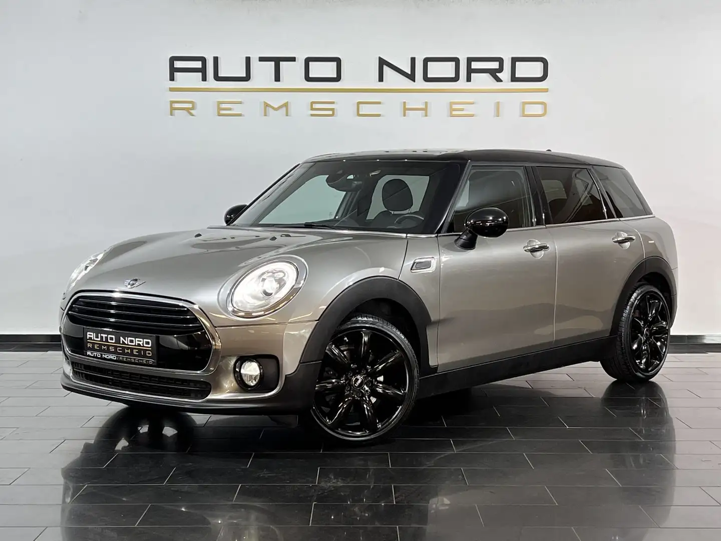 MINI Cooper Clubman Cooper*Chili*LED*KeyGo*Leder*PDC* Silber - 1