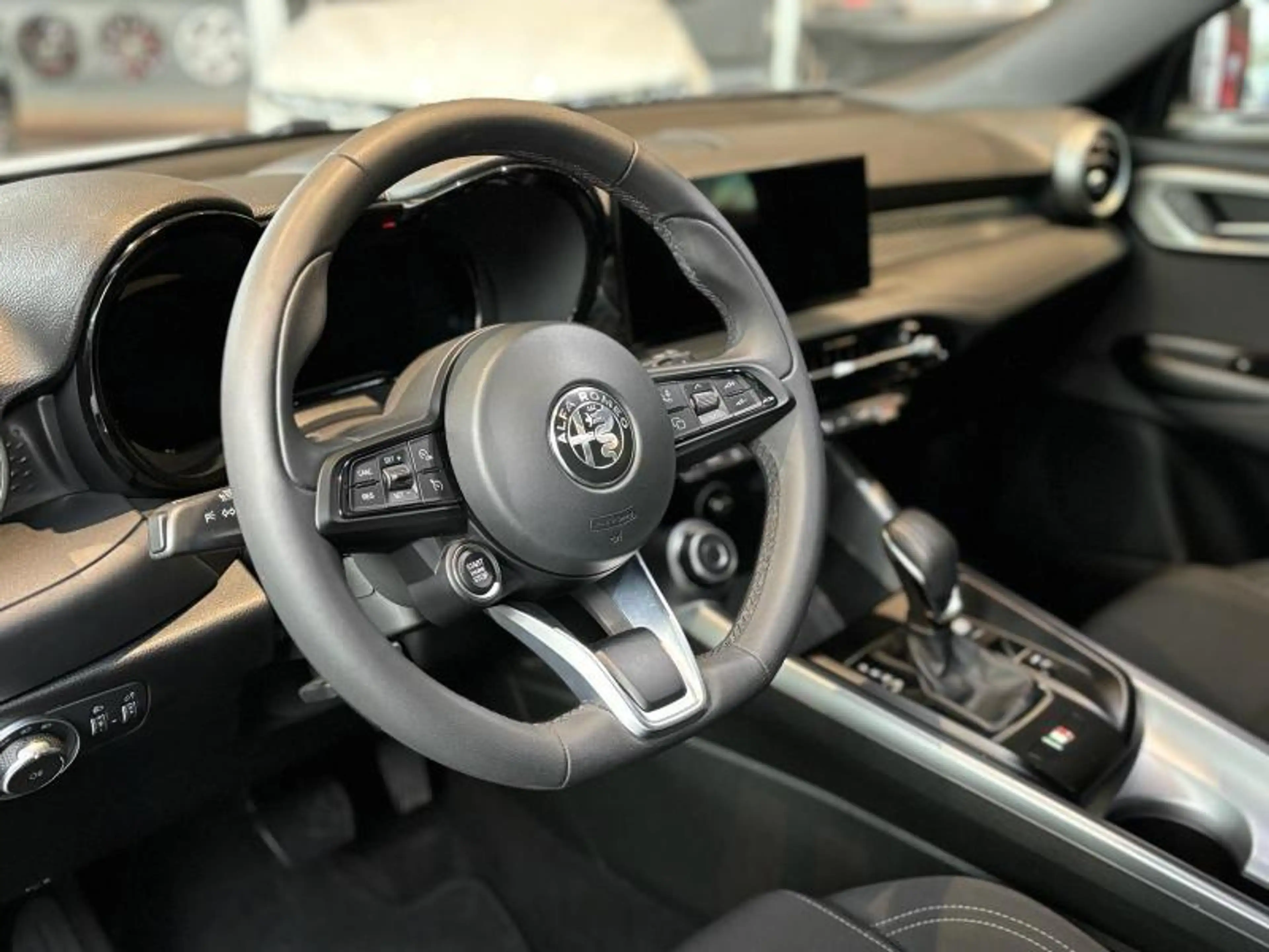 Alfa Romeo Tonale super 1.5 — photo 14