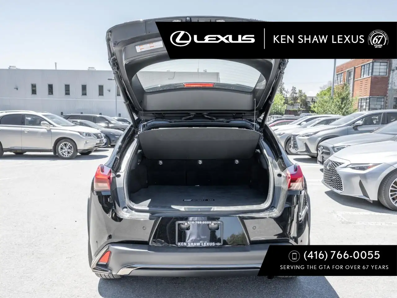 Lexus UX снимка Lexus UX