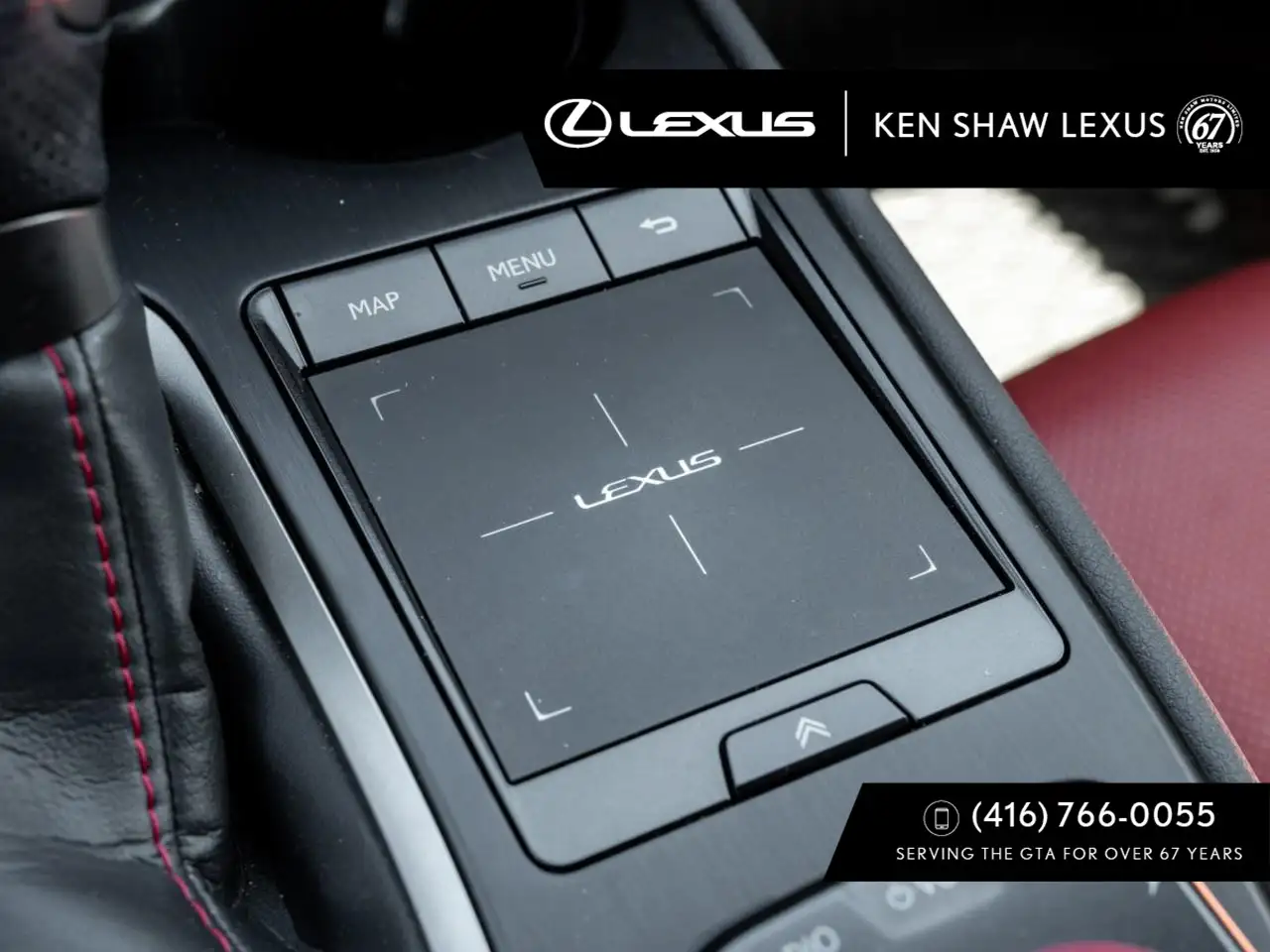 Lexus UX снимка Lexus UX