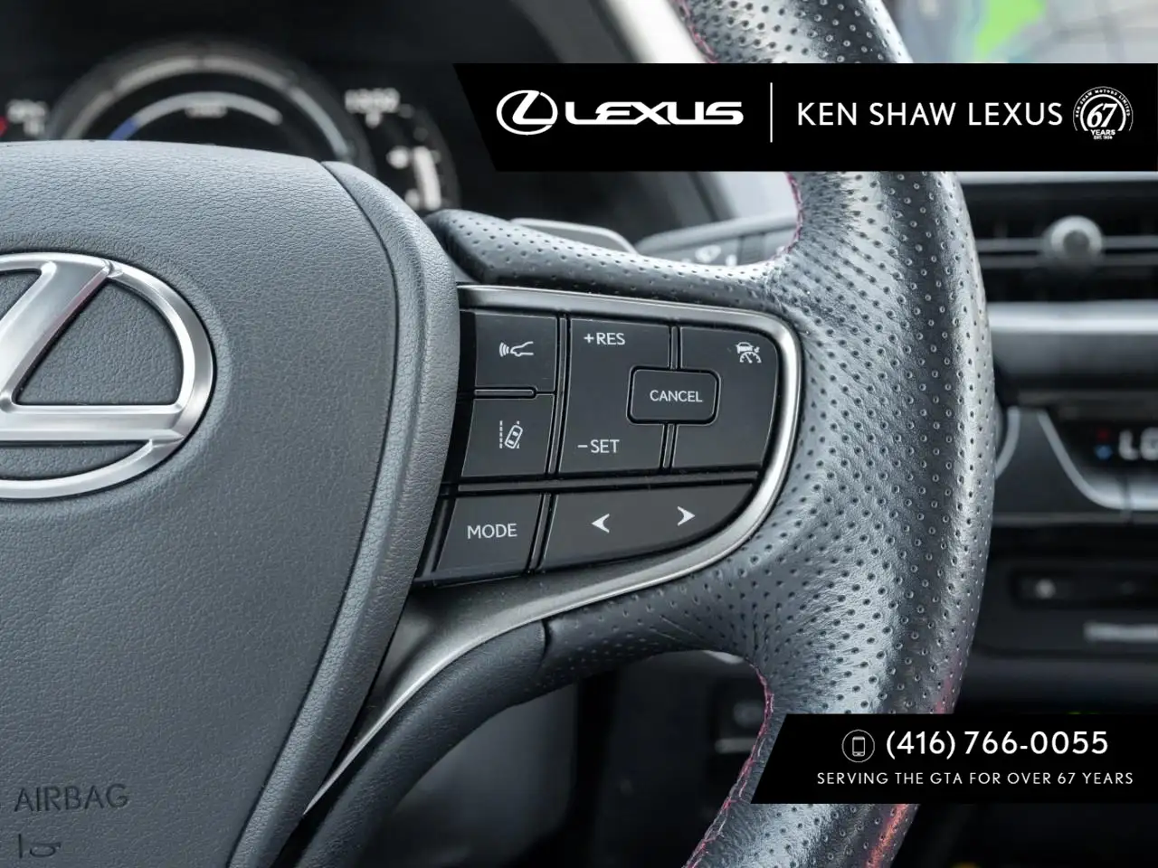 Lexus UX снимка Lexus UX