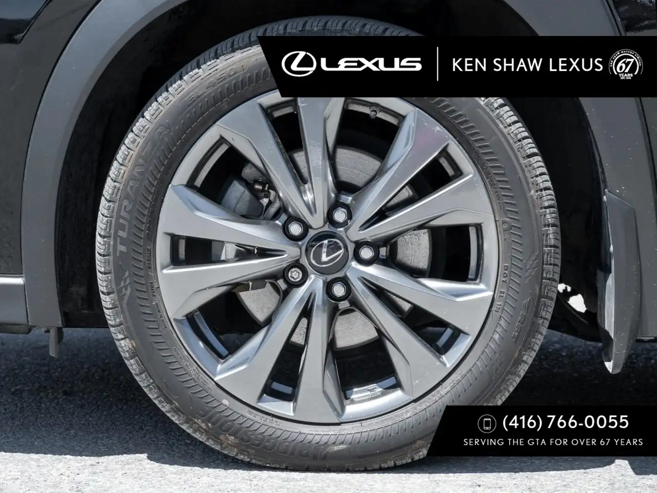 Lexus UX снимка Lexus UX