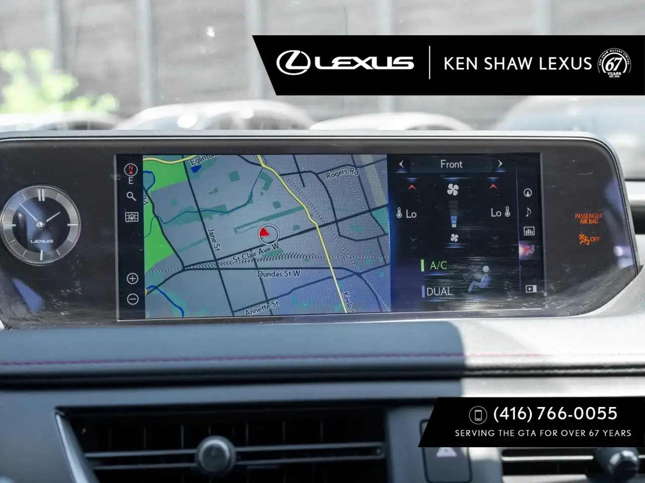 Lexus UX снимка Lexus UX