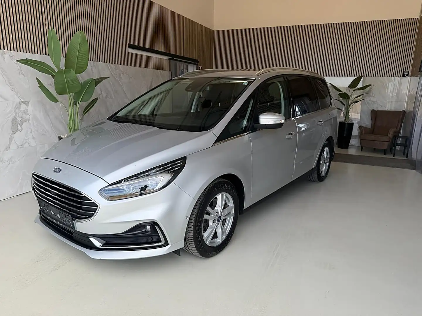 Ford Galaxy 2.0 EcoBlue Titanium Start/Stopp, Einparkhilfe,... Silber - 1
