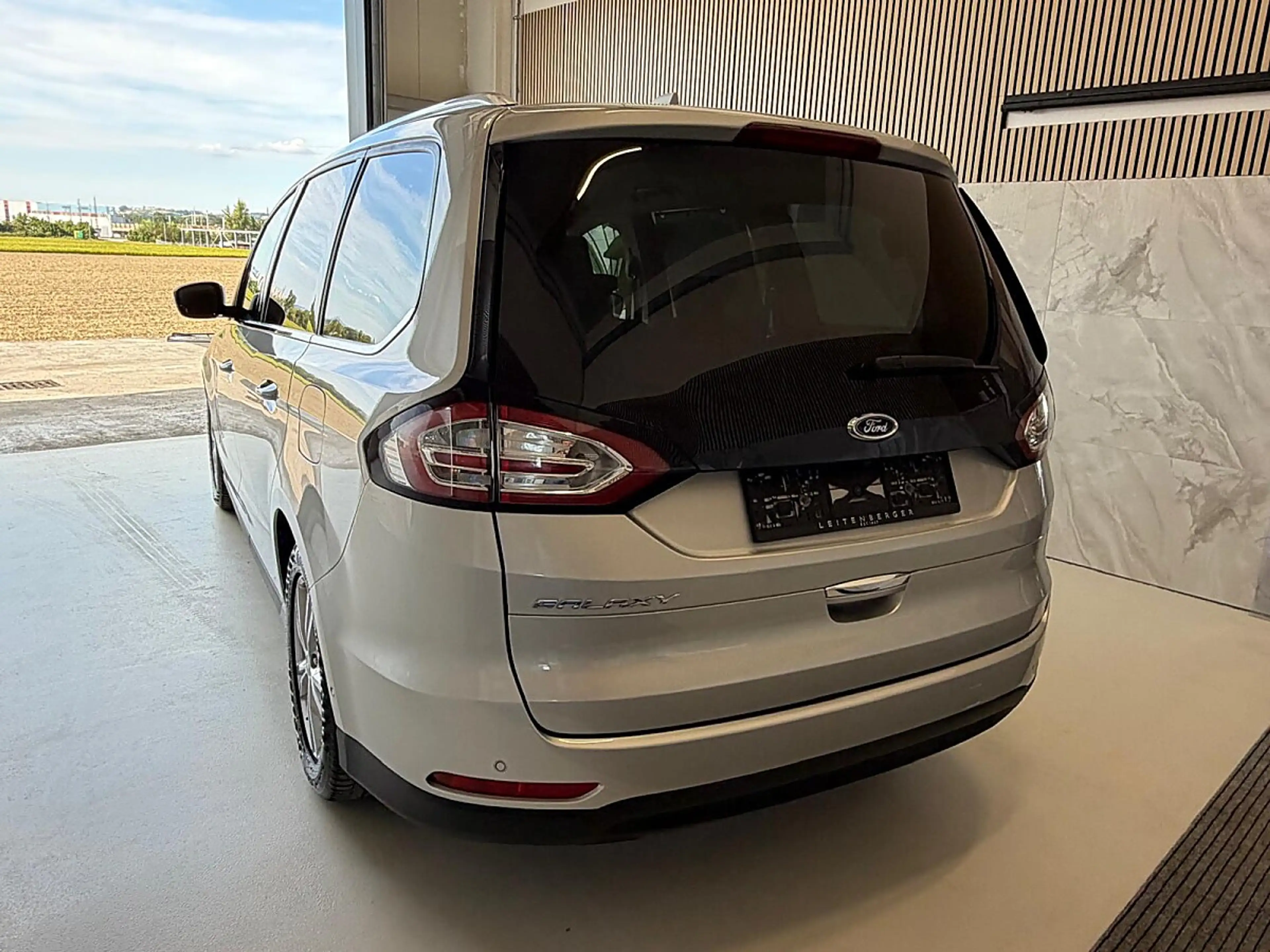 Ford Galaxy 2.0 EcoBlue Titanium Start/Stopp, Einparkhilfe,... — photo 7