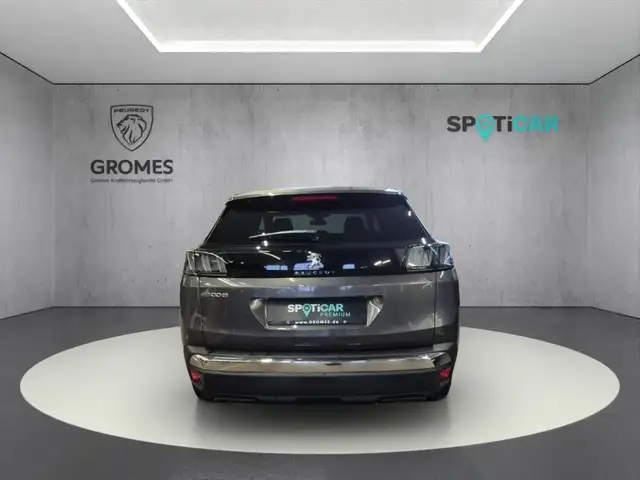 Peugeot 3008 view 4