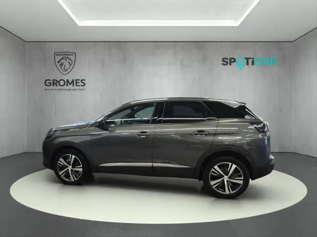 Peugeot 3008 view 6