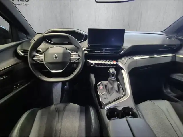 Peugeot 3008 view 12