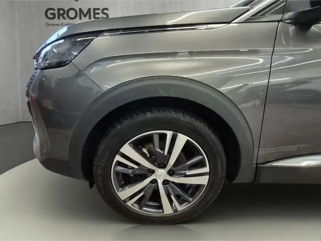 Peugeot 3008 view 11