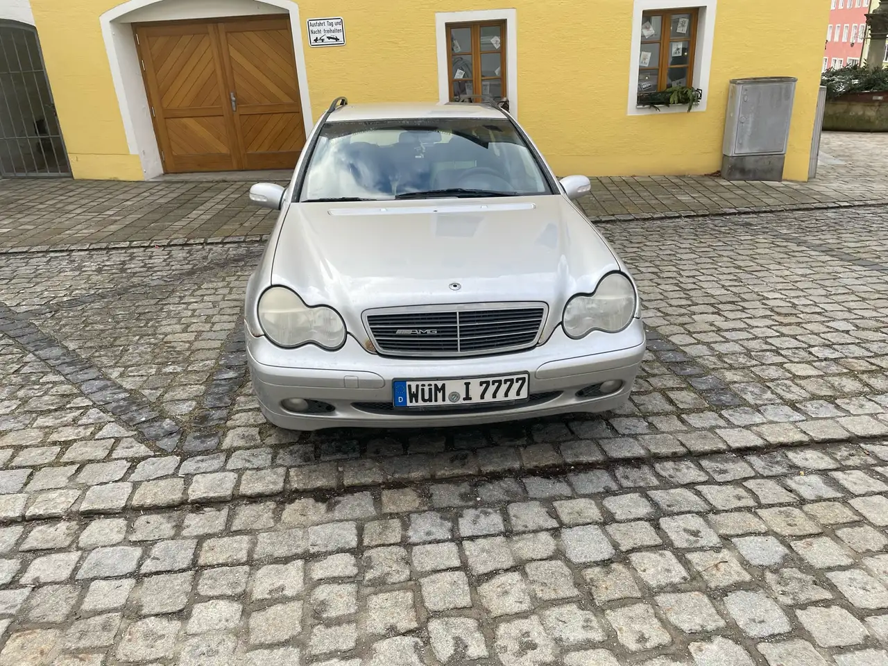Mercedes-Benz C 180