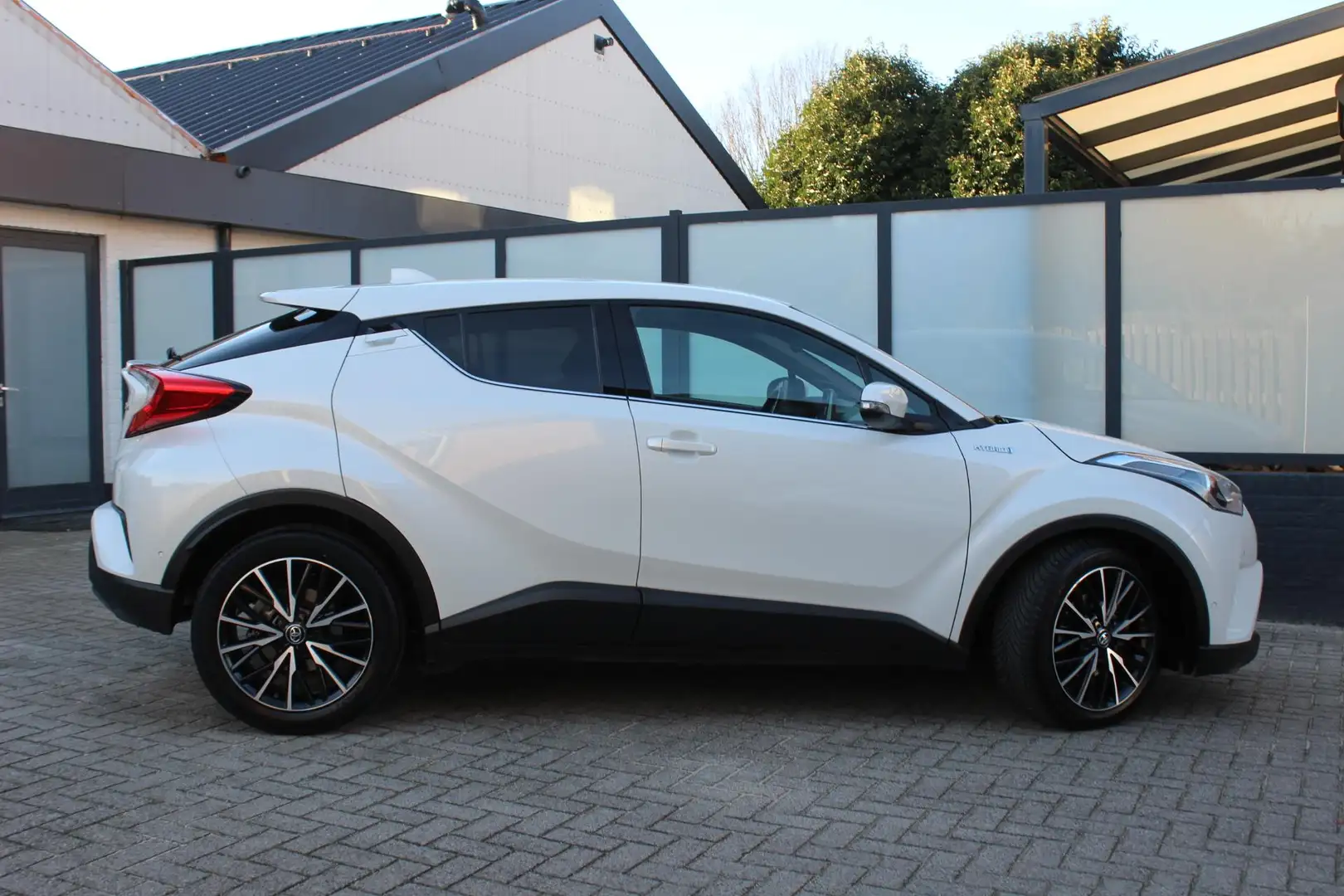 Toyota C-HR 1.8 Hybrid Premium - 2