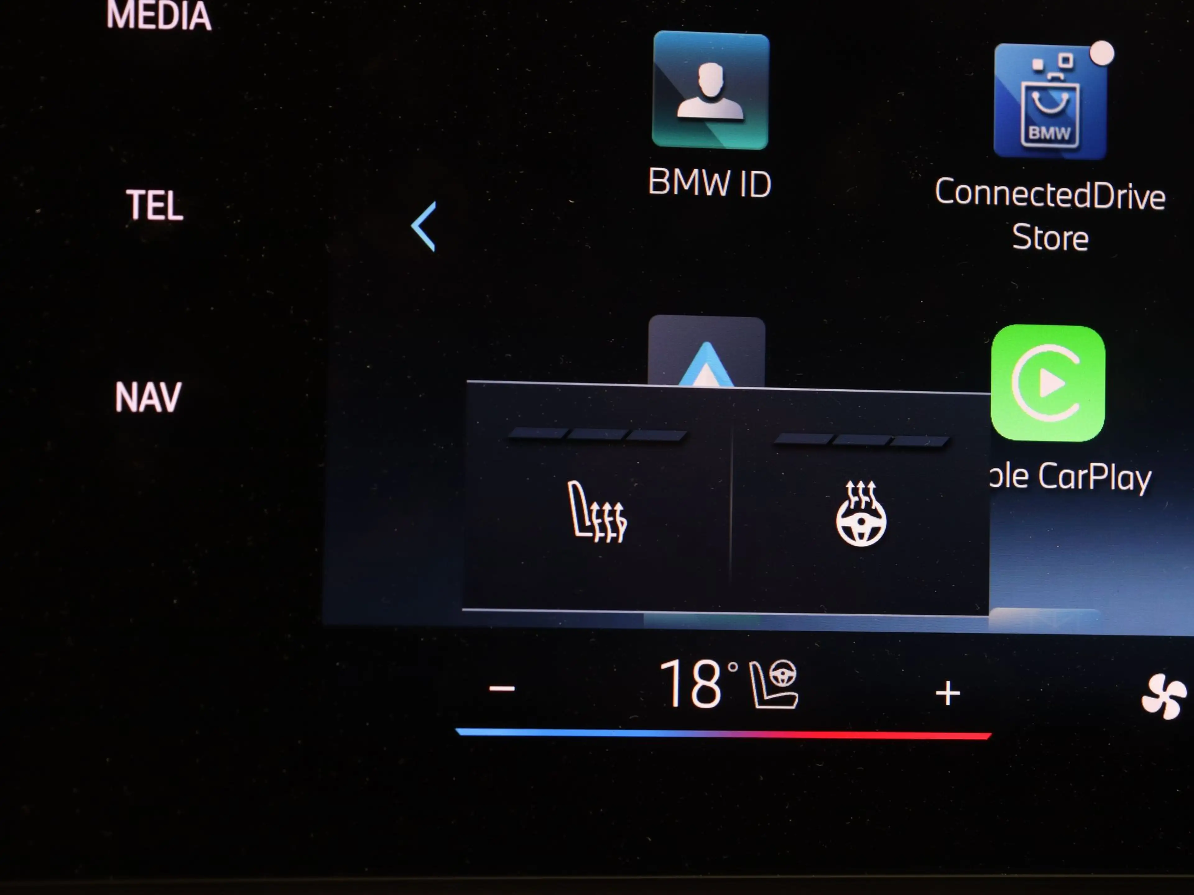 BMW iX1 xDrive30 67 kWh — photo 13