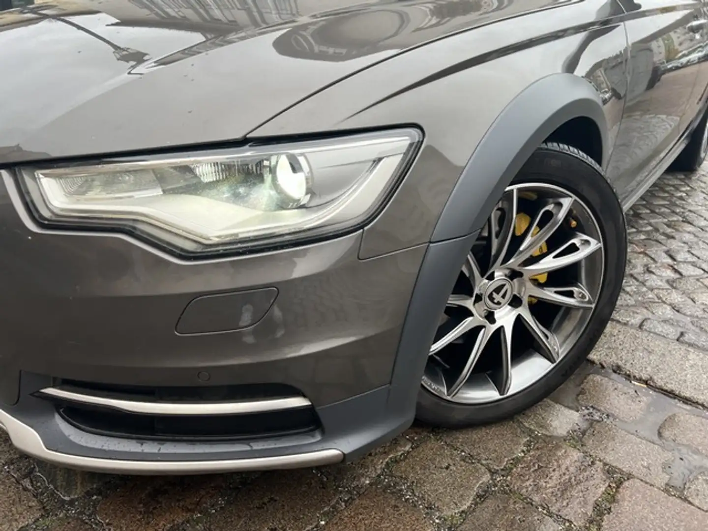 Audi A6 allroad Allroad Quattro 3.0 TDI PANO SHZ eAHK NAVI Grijs - 2