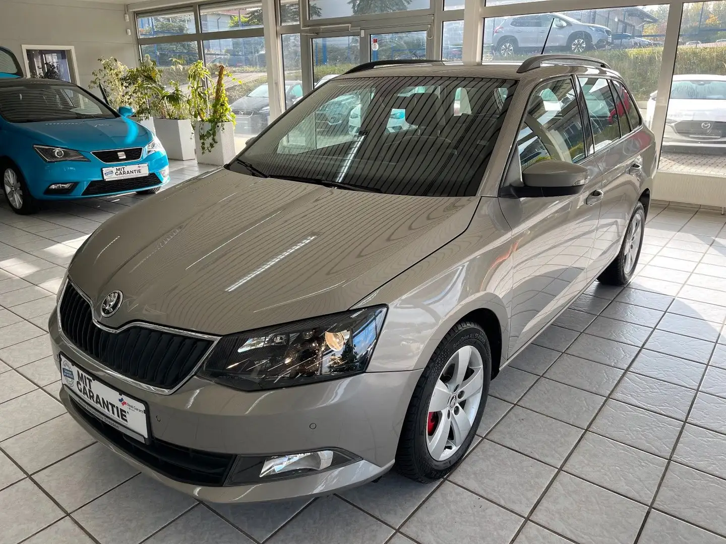 Skoda Fabia Combi Style*LED*DAB*Allwetter*Klima*SitzH* Beige - 1