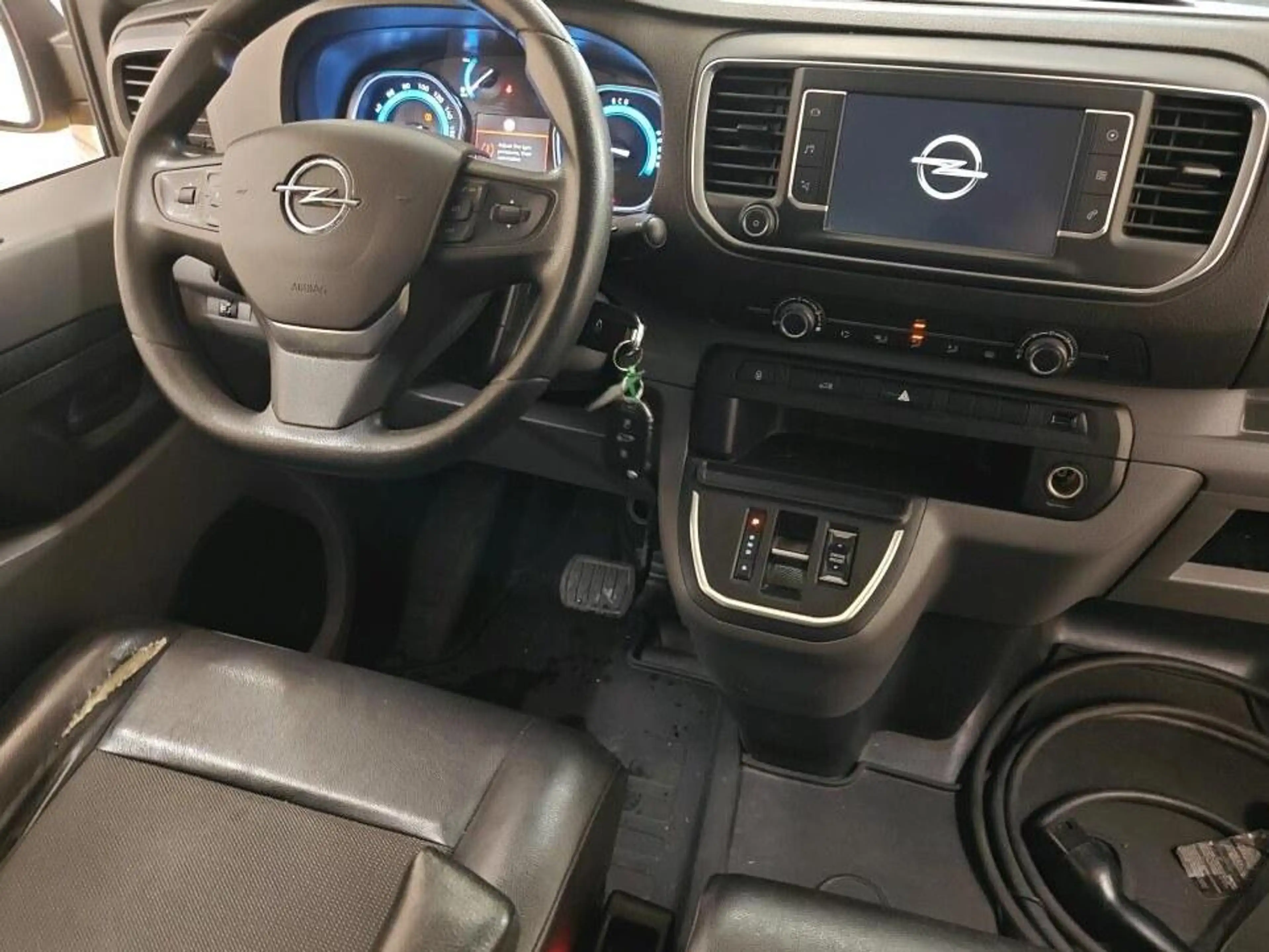 Opel Vivaro-e L3H1 Edition 50 kWh L3H1 — photo 5