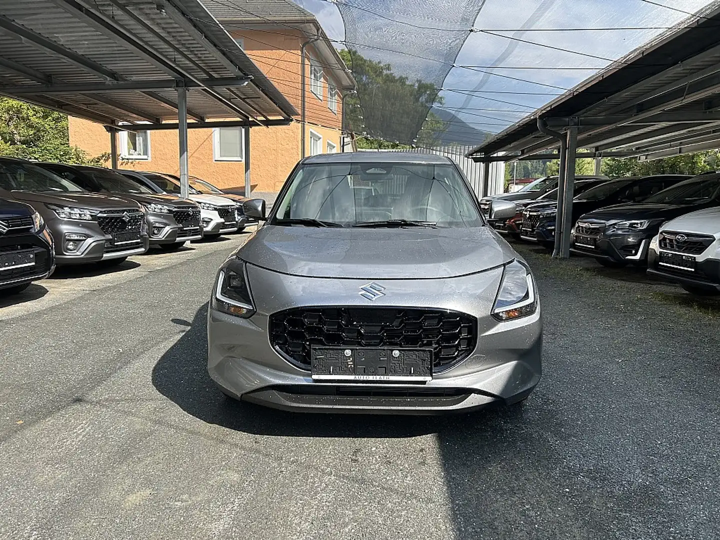 Suzuki Swift 1,2 Hybrid Shine Silber - 2