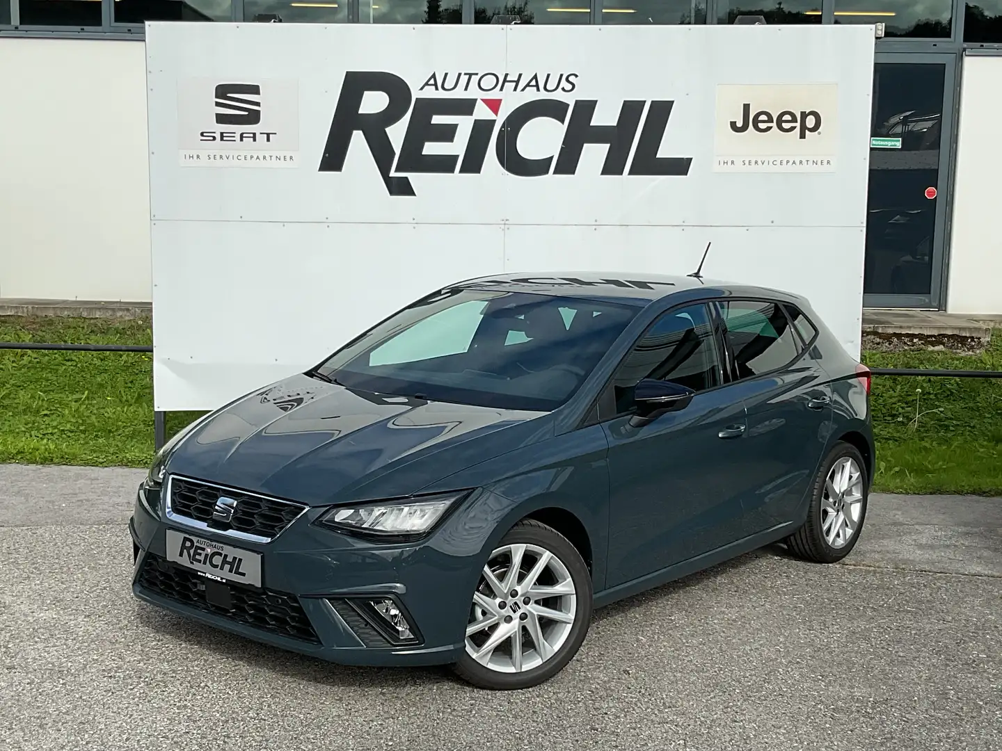 SEAT Ibiza Ibiza 1,0 TSI FR Edition FR Edition - 1