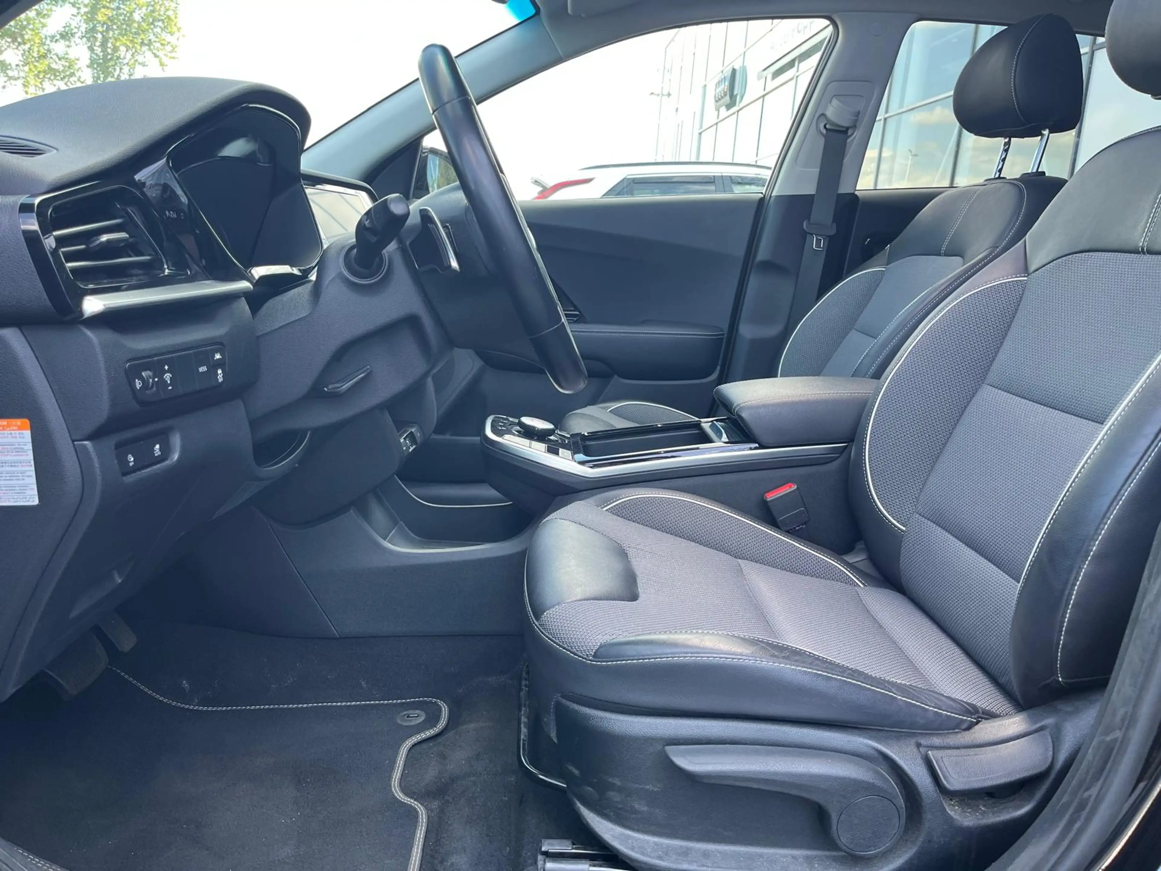 Kia e-Niro DynamicPlusLine 64 kWh Onderweg-naar-dealer — photo 14