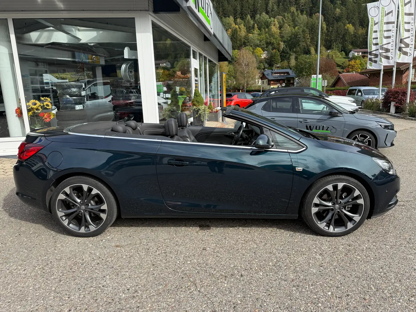 Opel Cascada COSMO 1.6 TURBO – 200 PS – NUR 68.713 KM! Grün - 2