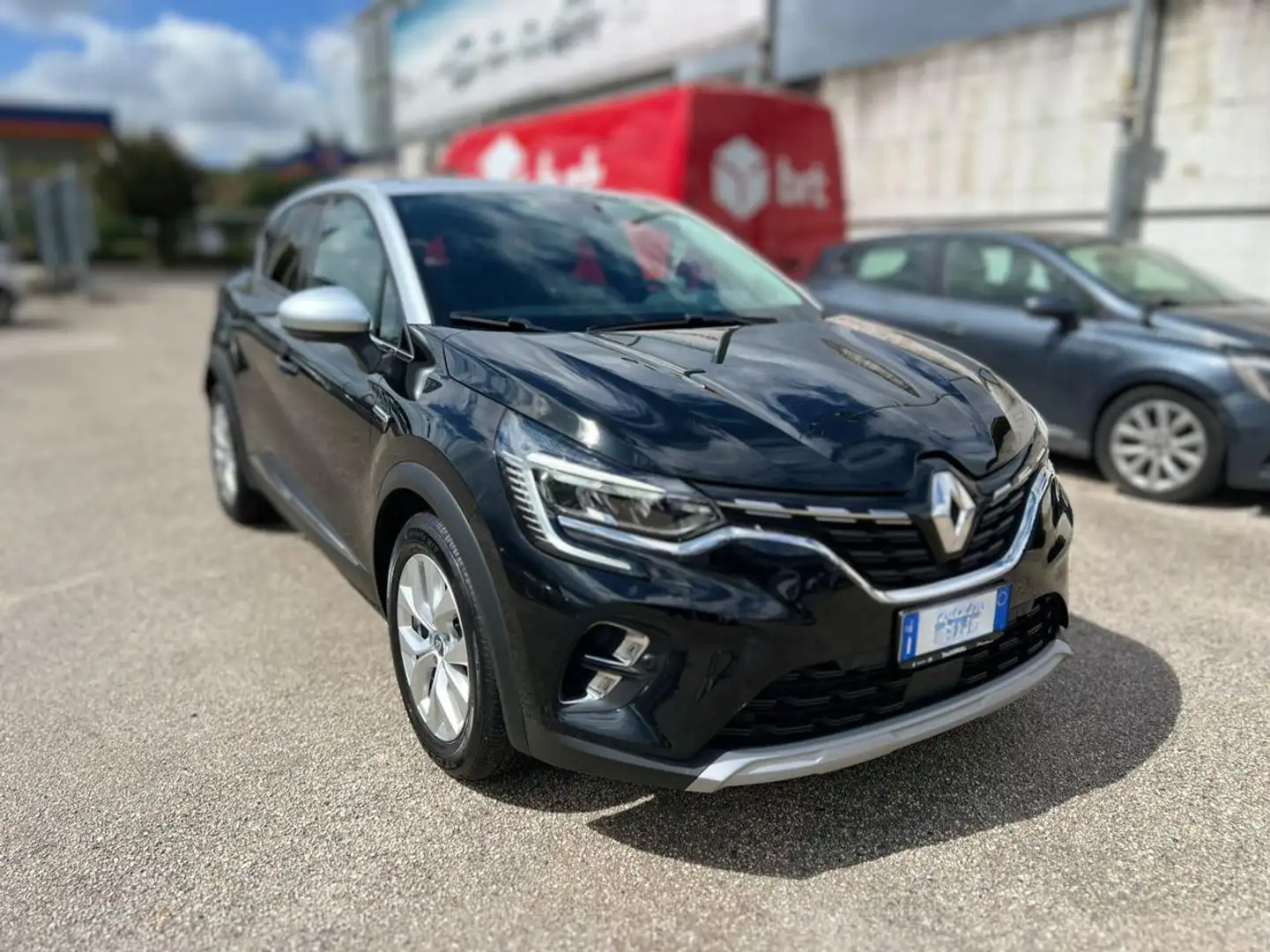Renault Captur Plug-in Hybrid E-Tech 160 CV Initiale Paris Nero - 2