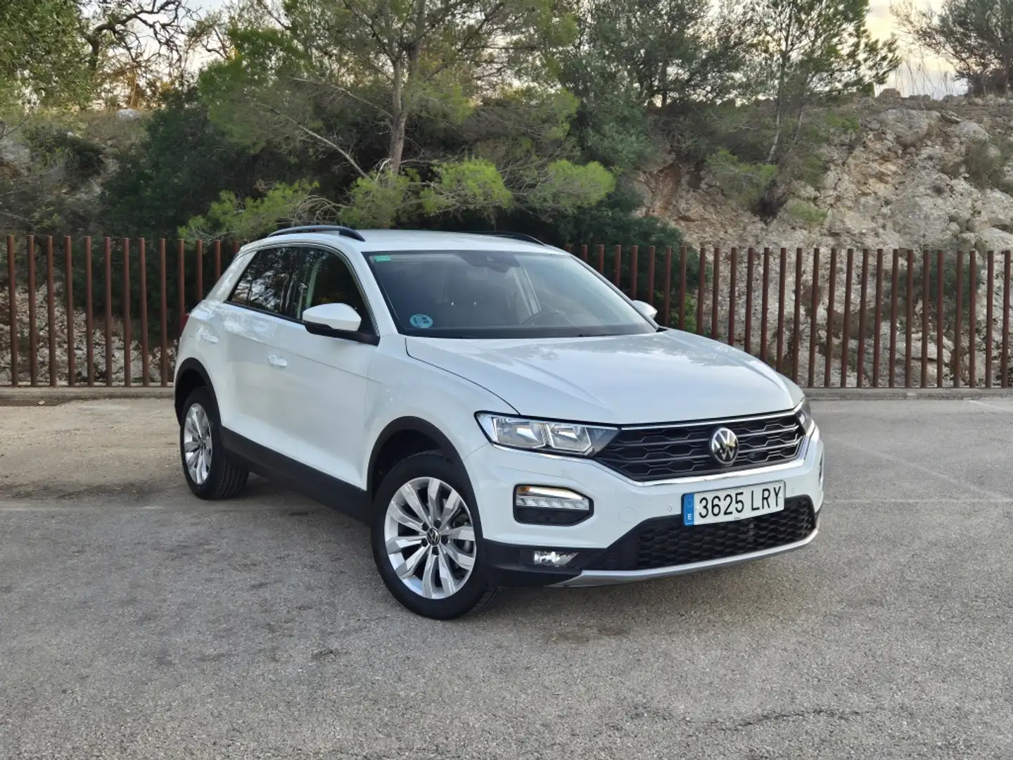 Volkswagen T-Roc 1.5 TSI Advance DSG7 Blanco - 1