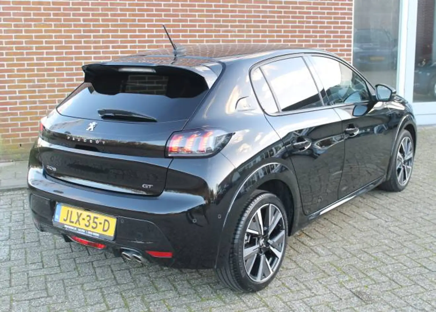 Peugeot 208 1.2 PureTech 130pk EAT8 GT Noir - 2