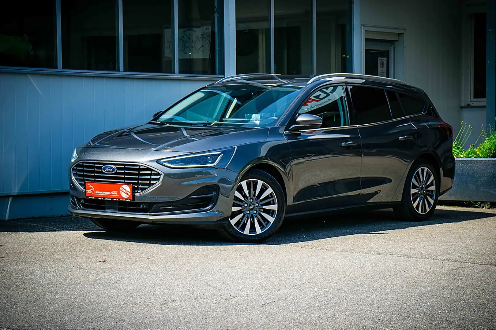 Ford Focus Titanium X *B&O SOUND*HEAD-UP*MATRIX-LED* Grau - 2