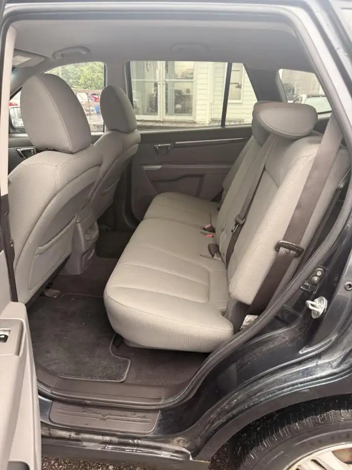 Hyundai SANTA FE photo Hyundai SANTA FE