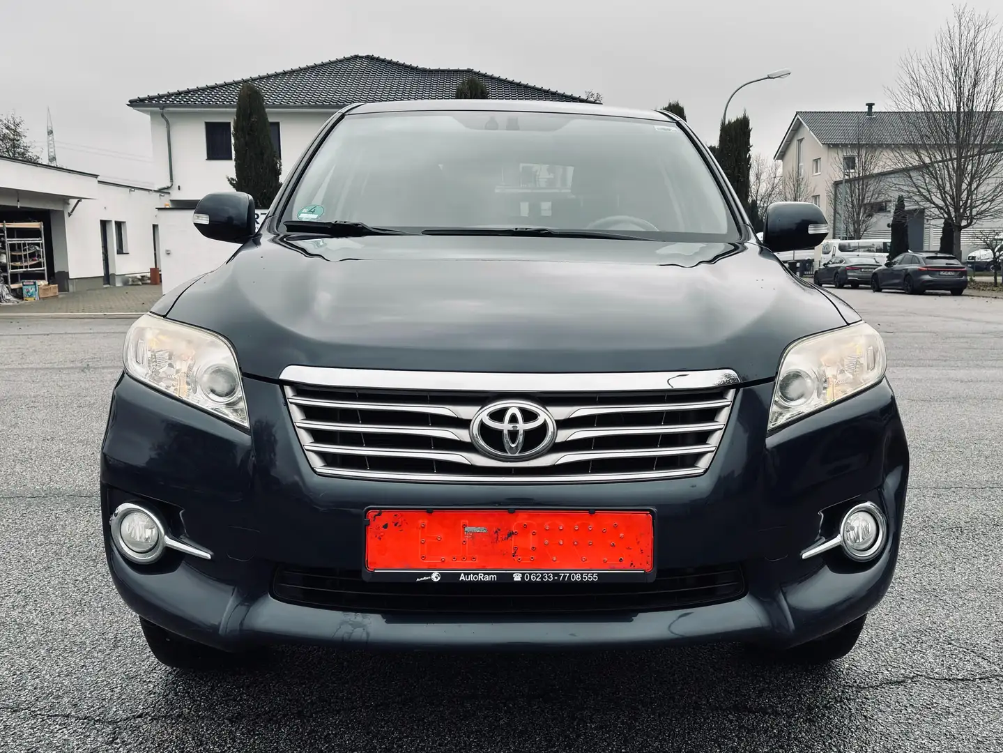 Toyota RAV 4 Life Grau - 2