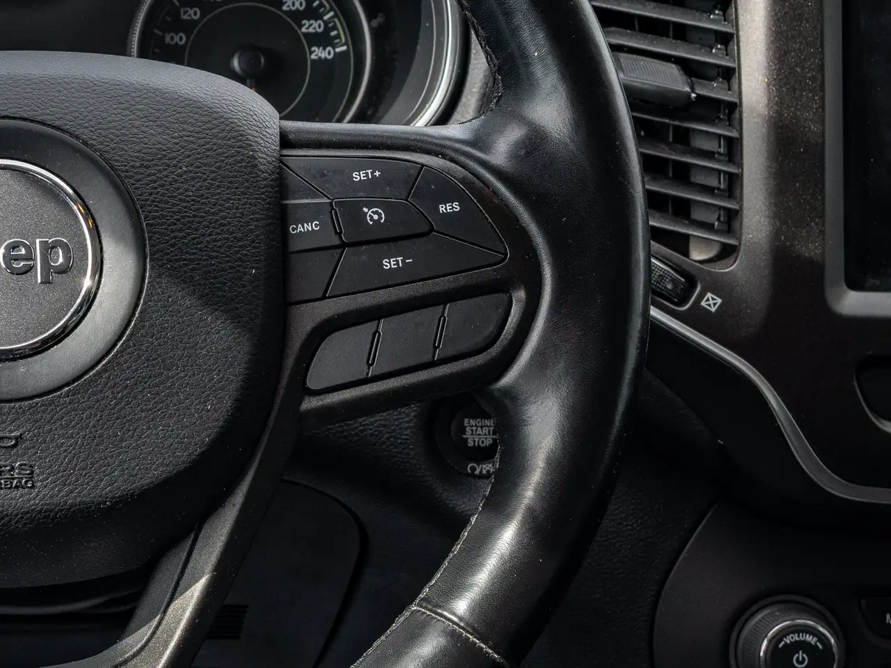 Jeep Cherokee fotografie Jeep Cherokee