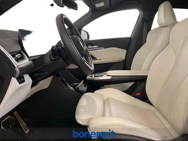 BMW X2 view 14