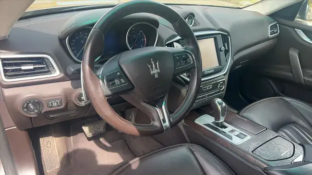 Maserati Ghibli view 8