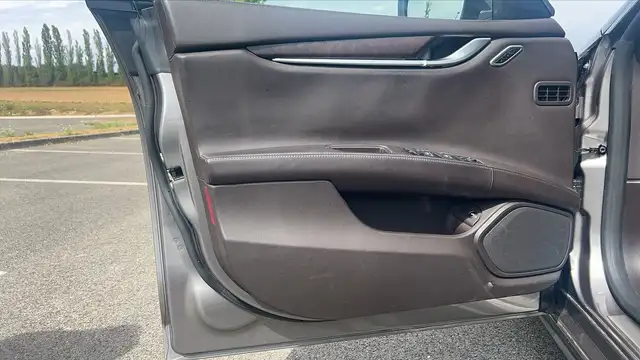 Maserati Ghibli view 7