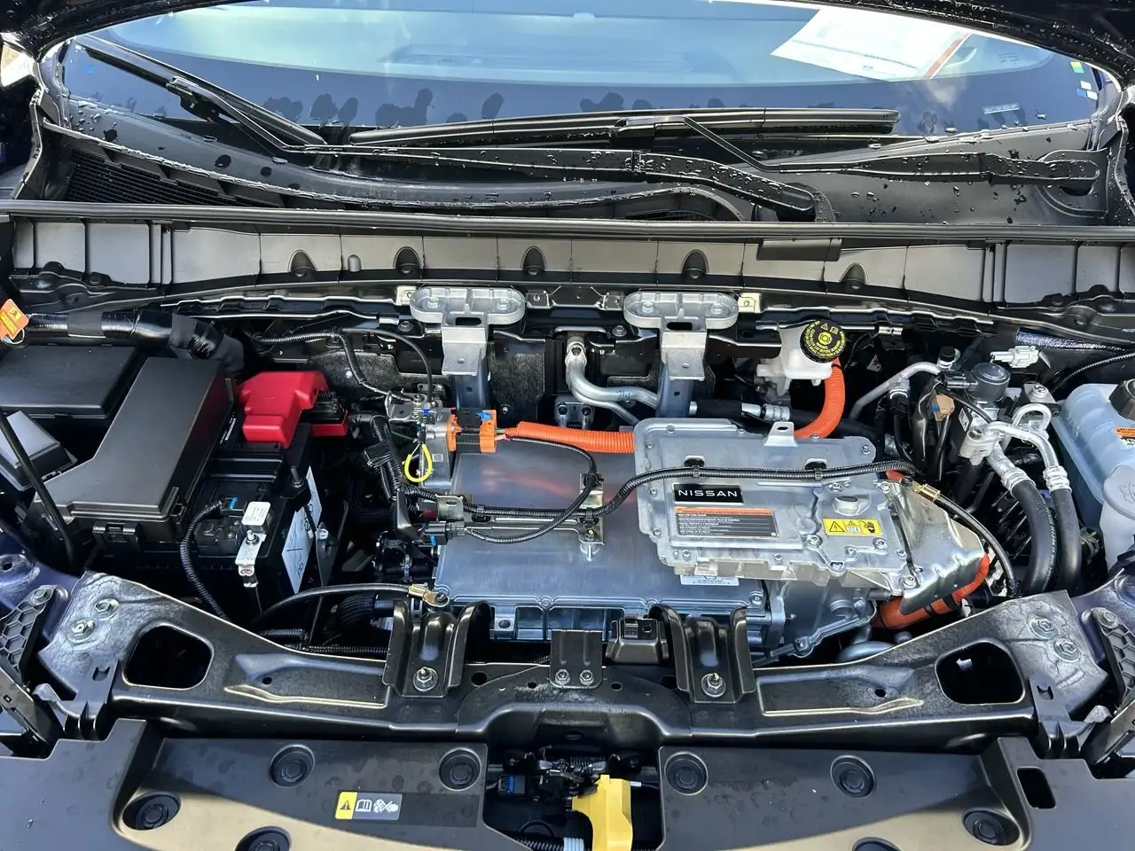 Nissan Leaf снимка Nissan Leaf