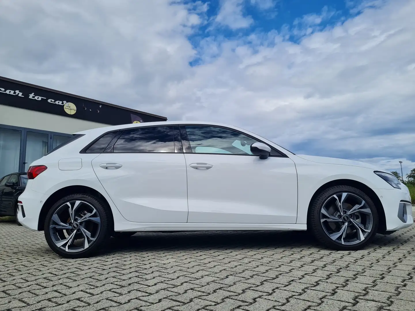 Audi A3 Sportback 30 1.0 tfsi Business Advanced Bianco - 2