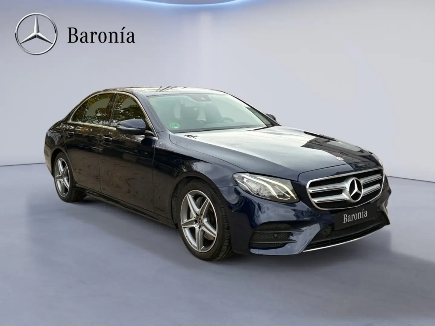 Mercedes-Benz E 220 220d 9G-Tronic 194 Blau - 1