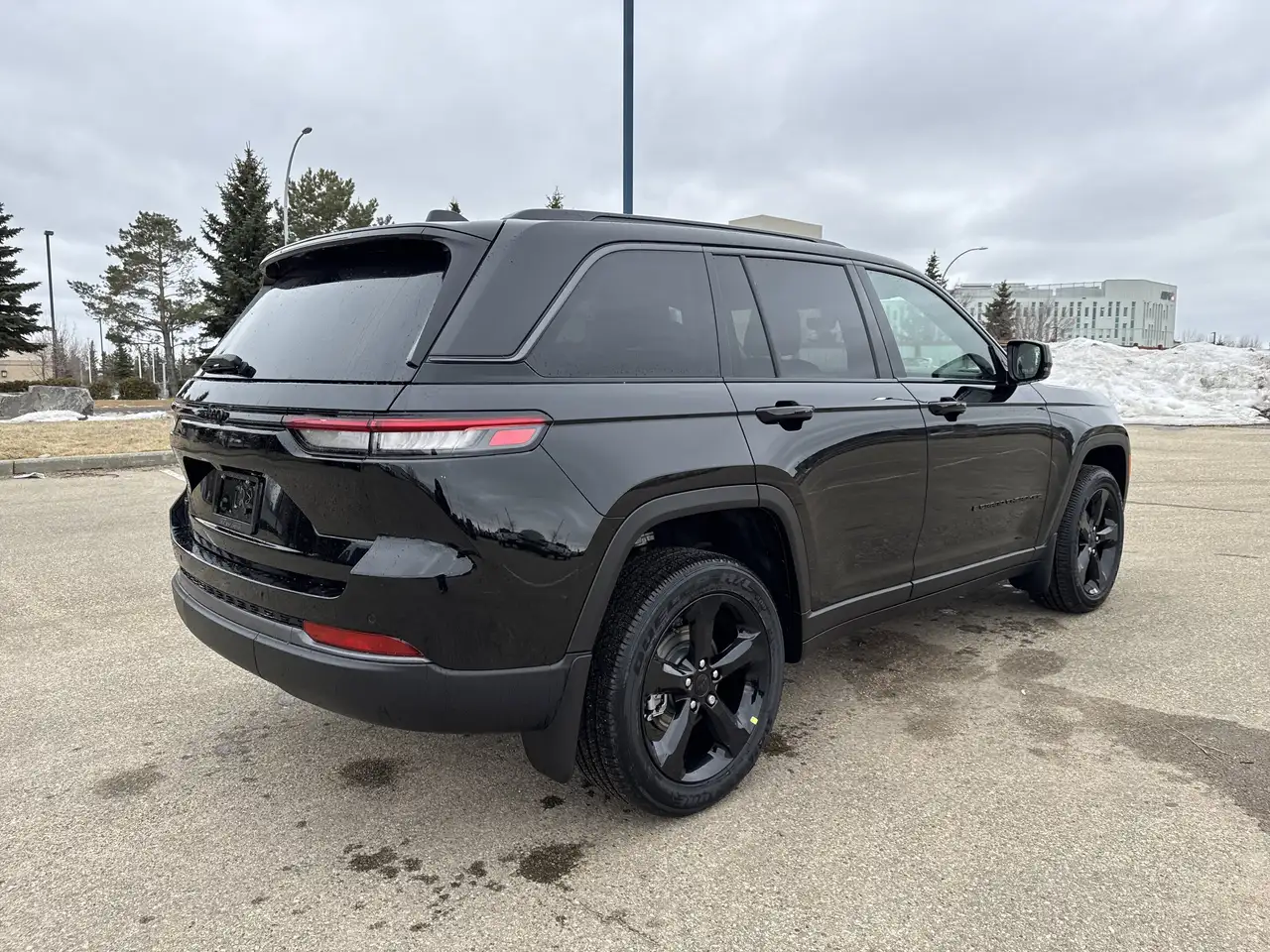 Jeep Grand Cherokee снимка Jeep Grand Cherokee
