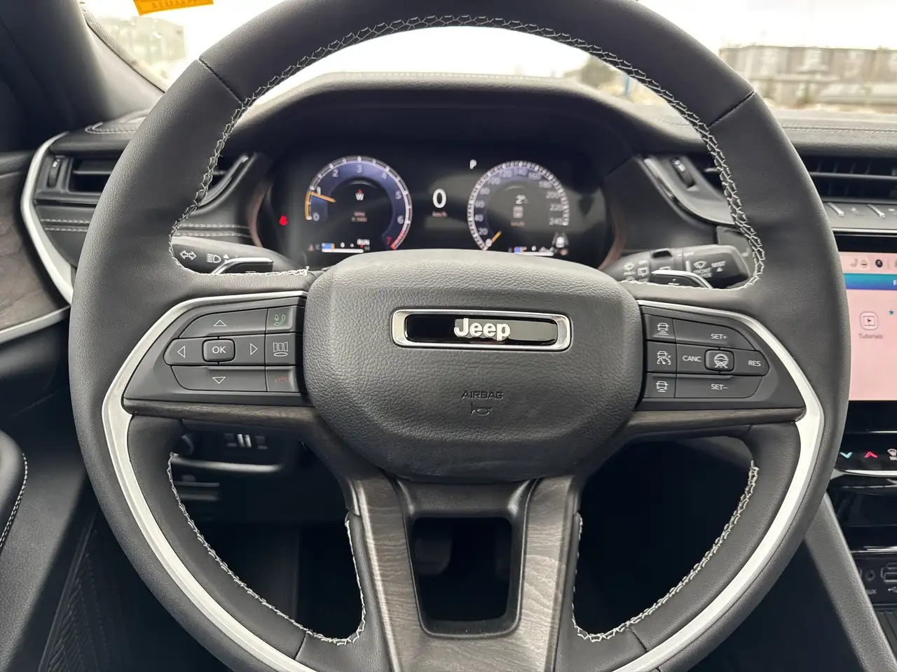 Jeep Grand Cherokee снимка Jeep Grand Cherokee