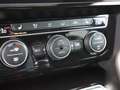 Volkswagen Arteon 2.0 TDI R-Line LED SKY 360-CAM AHK LEDER Silber - thumbnail 17