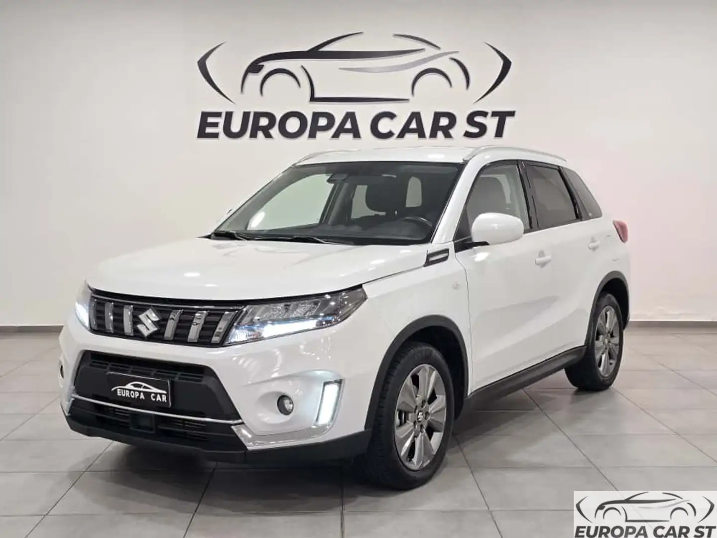 Suzuki Vitara Vitara 1.4 Hybrid Top Bílá - 1