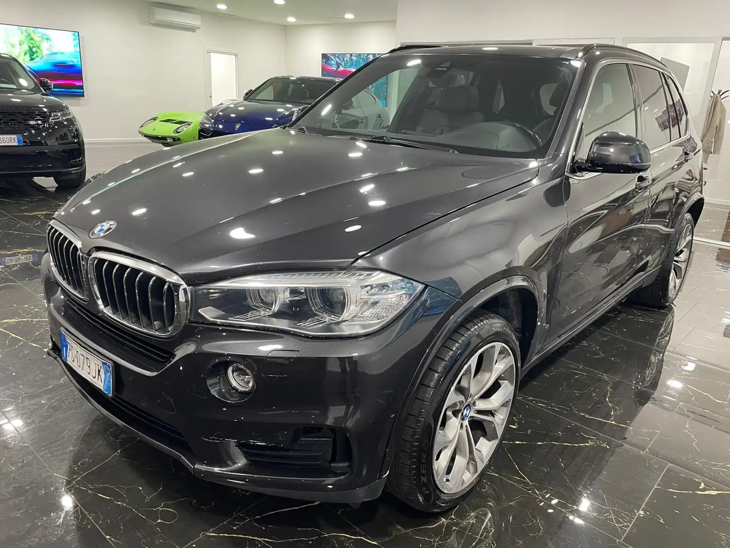 BMW X5 X5 F15 xdrive25d Experience 231cv auto Grau - 1