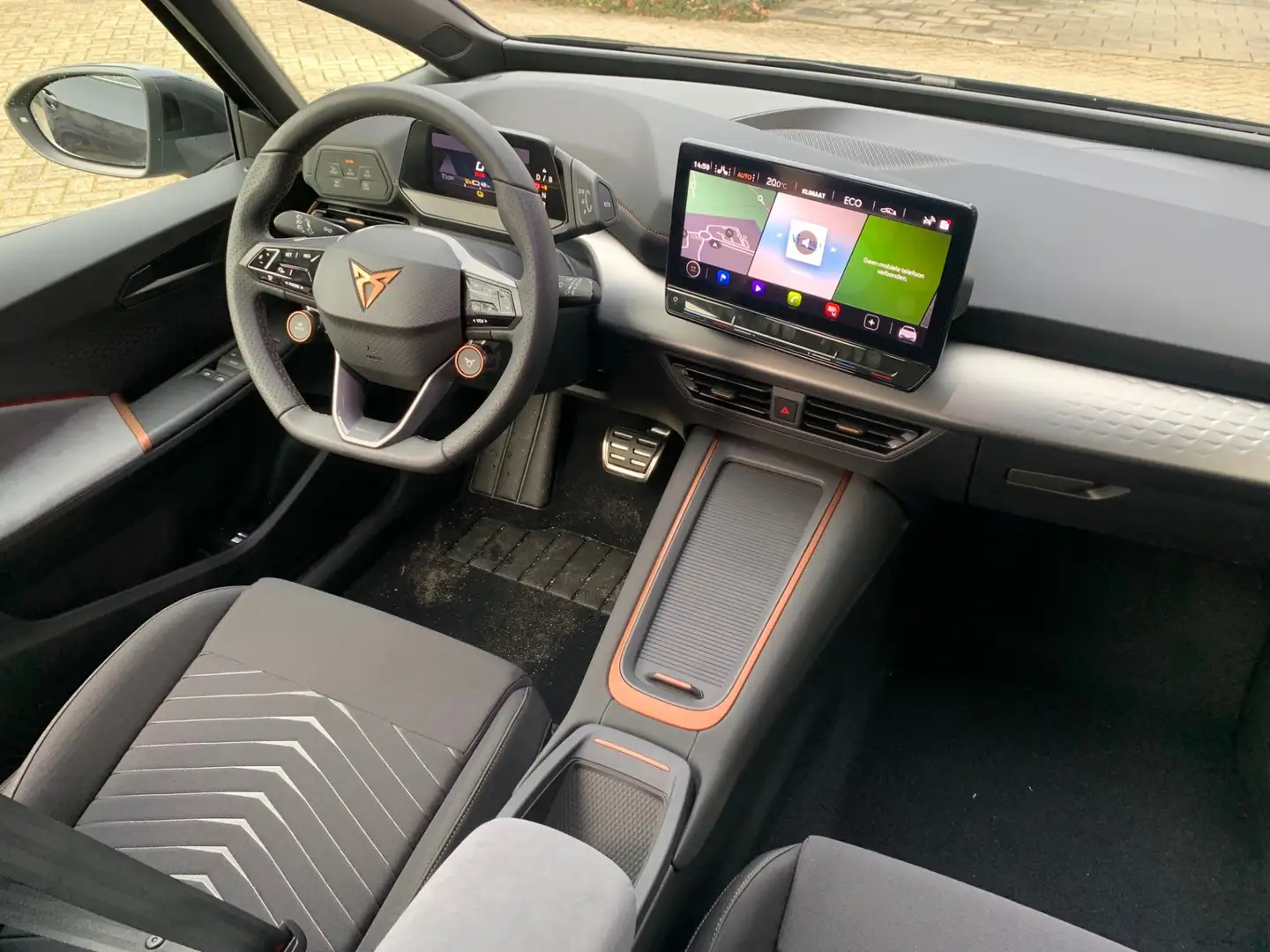 CUPRA Born 77kWh 231pk e-Boost Adrenaline | Garantie tot 12-2 Grijs - 2