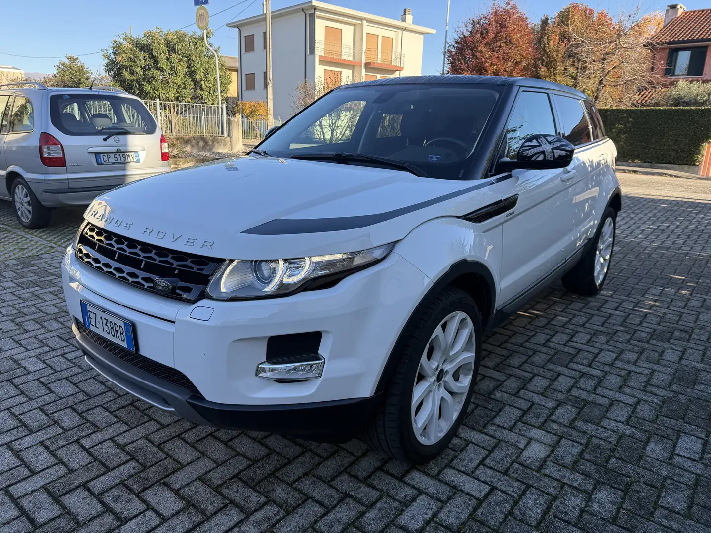 Land Rover Range Rover Evoque Range Rover Evoque 2.2 td4 UNICO PROPRIETARIO Blanc - 1